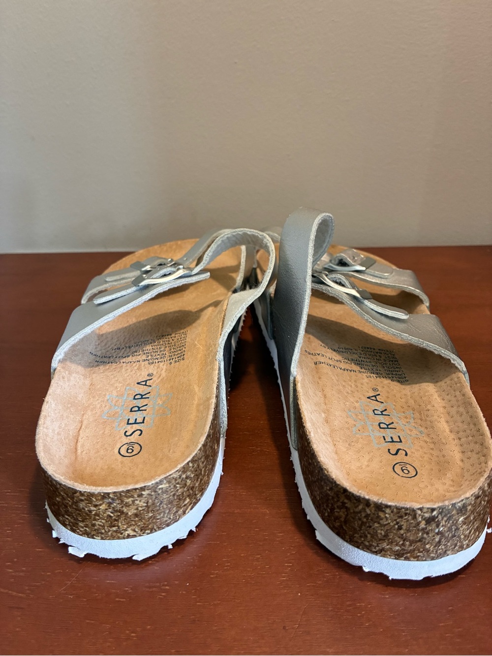 Serra Silver Leather Strappy Thong Slip-On Sandals Adjustable Buckle Size 9 - Picture 8 of 11